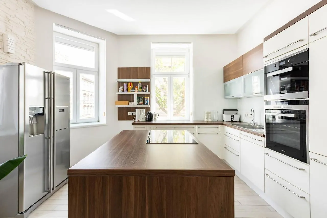 Josef Apartment Vienna 0*,
